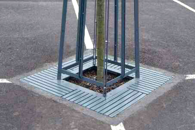 Tree Grilles - Cast iron Tree Grilles , HC100 Tree Guards