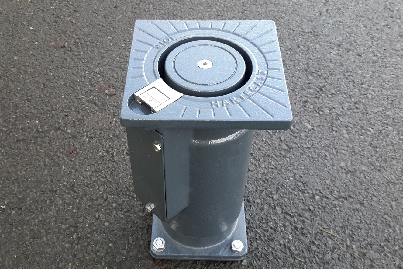 Retention Socket - Street Furniture , Hartecast HC114R , With Key