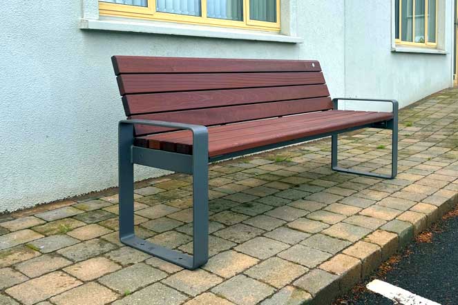 Outdoor Seat