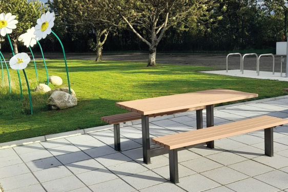 Hc2028 Picnic Set Street Furniture Hartecast